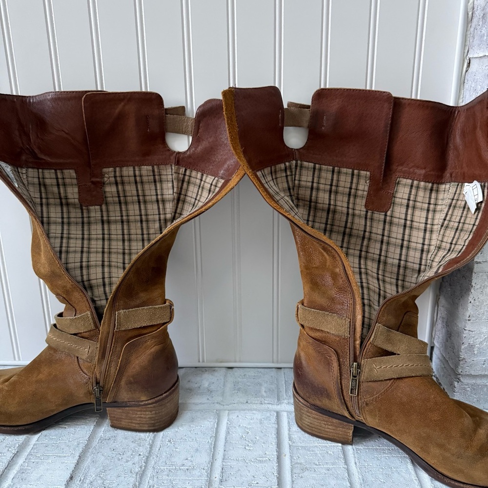 UGG Australia Darcie Leather Riding Boots - Picture 9 of 15